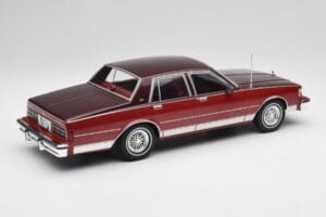 Chevrolet Caprice Червен Металик MCG 1:18 MCG18361 Метал — снимка 2 от 6