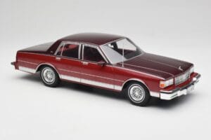 Chevrolet Caprice Червен Металик MCG 1:18 MCG18361 Метал — снимка 4 от 6