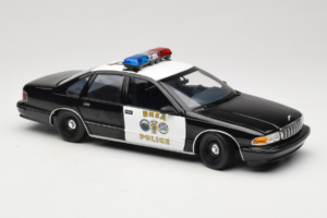 Chevrolet Caprice Калифорния Полиция UT Models 1:18 180142098 Метал — снимка 6 от 8