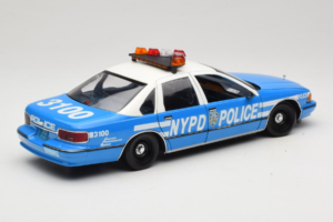 Chevrolet Caprice Ню Йорк Полиция UT Models 1:18 180142097 Метал — снимка 3 от 8