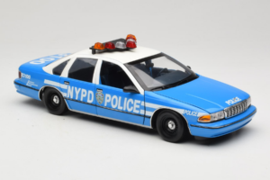Chevrolet Caprice Ню Йорк Полиция UT Models 1:18 180142097 Метал — снимка 6 от 8