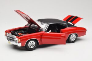 Chevrolet Chevelle SS 454 Червен Maisto 1:18 531892 Метал — снимка 2 от 8