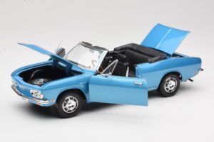 Chevrolet Corvair Monza Кабриолет Син Road Signature 1:18 92498 Метал — снимка 2 от 8
