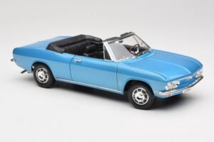 Chevrolet Corvair Monza Кабриолет Син Road Signature 1:18 92498 Метал — снимка 6 от 8