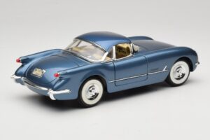 Chevrolet Corvette C1 Син Mira 1:18 6105 Метал — снимка 3 от 8