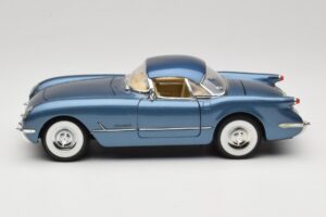 Chevrolet Corvette C1 Син Mira 1:18 6105 Метал — снимка 4 от 8