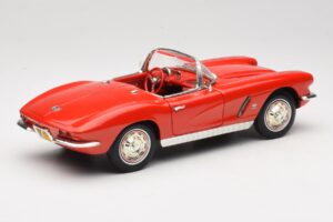 Chevrolet Corvette C1 Червен ERTL 1:18 7835 Метал — снимка 3 от 8