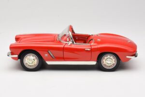 Chevrolet Corvette C1 Червен ERTL 1:18 7835 Метал — снимка 4 от 8