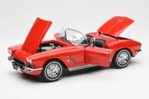 Chevrolet Corvette C1 Кабриолет Roman Червен AUTOart 1:18 71102 Метал — снимка 2 от 8