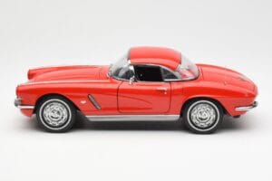 Chevrolet Corvette C1 Кабриолет Roman Червен AUTOart 1:18 71102 Метал — снимка 4 от 8
