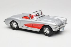 Chevrolet Corvette C1 Сребрист Bburago 1:18 3034 Метал — снимка 6 от 8