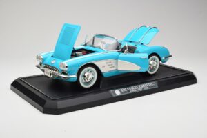 Chevrolet Corvette C1 Hard Top Синьо Solido 1:12 1202-M1 Метал — снимка 2 от 8
