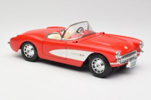 Chevrolet Corvette C1 Roadster Червен Bburago 1:18 3024 Метал — снимка 6 от 8