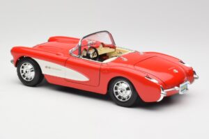 Chevrolet Corvette C1 Roadster Червен Bburago 1:18 3024 Метал — снимка 7 от 8