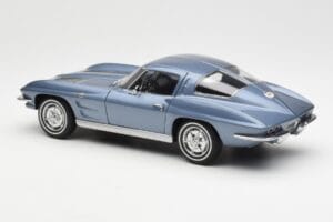Chevrolet Corvette C2 Синьосив Металик AUTOart 1:18 71182 Метал — снимка 7 от 8