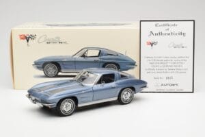 Chevrolet Corvette C2 Синьосив Металик AUTOart 1:18 71182 Метал — снимка 8 от 8