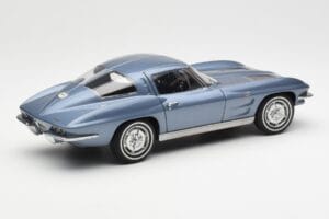 Chevrolet Corvette C2 Синьосив Металик AUTOart 1:18 71182 Метал — снимка 3 от 8