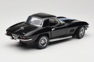Chevrolet Corvette C2 Черен American Muscle 1:18 AMM1099/06 Метал — снимка 3 от 8