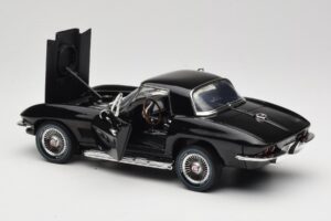 Chevrolet Corvette C2 Черен American Muscle 1:18 AMM1099/06 Метал — снимка 5 от 8