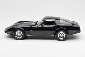 Chevrolet Corvette C3 Черен UT Models 1:18 21071 Метал — снимка 4 от 8
