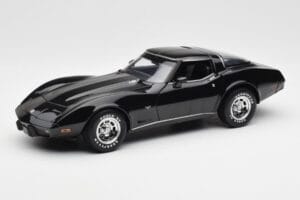 Chevrolet Corvette C3 Черен UT Models 1:18 21071 Метал
