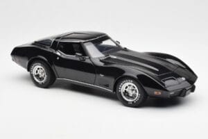 Chevrolet Corvette C3 Черен UT Models 1:18 21071 Метал — снимка 6 от 8
