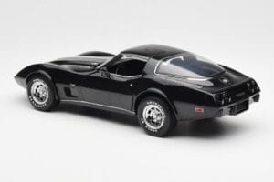 Chevrolet Corvette C3 Черен UT Models 1:18 21071 Метал — снимка 7 от 8