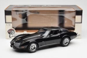 Chevrolet Corvette C3 Черен UT Models 1:18 21071 Метал — снимка 8 от 8