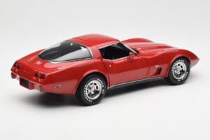 Chevrolet Corvette C3 Червен UT Models 1:18 21073 Метал — снимка 3 от 8