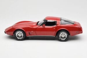 Chevrolet Corvette C3 Червен UT Models 1:18 21073 Метал — снимка 4 от 8