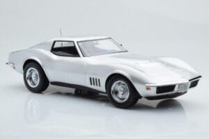 Chevrolet Corvette C3 Сребрист Norev 1:18 189032 Метал — снимка 4 от 6
