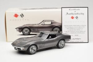 Chevrolet Corvette C3 Spider Laguna Сив Металик AUTOart 1:18 71173 Метал — снимка 8 от 8