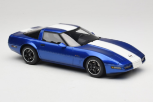 Chevrolet Corvette C4 Grand Sport Admiral Blue GT Spirit 1:18 GT538 Смола — снимка 4 от 6