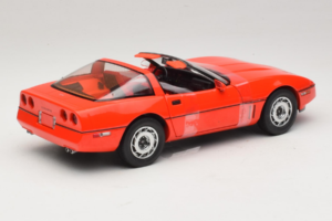 Chevrolet Corvette C4 Larry Sellers Big Lebowski Movie Car GreenLight 1:18 13533 Метал — снимка 2 от 6