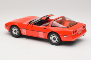 Chevrolet Corvette C4 Larry Sellers Big Lebowski Movie Car GreenLight 1:18 13533 Метал — снимка 5 от 6