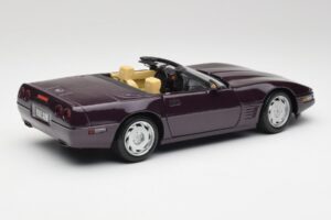 Chevrolet Corvette C4 LT4 Кабриолет Лилав Металик Maisto 1:18 50277 Метал — снимка 3 от 8