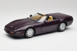 Chevrolet Corvette C4 LT4 Кабриолет Лилав Металик Maisto 1:18 50277 Метал