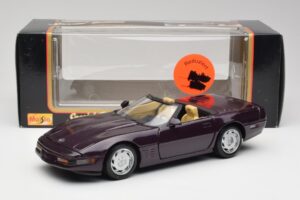 Chevrolet Corvette C4 LT4 Кабриолет Лилав Металик Maisto 1:18 50277 Метал — снимка 8 от 8