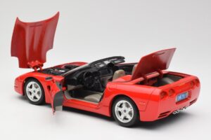 Chevrolet Corvette C5 Кабриолет Червен Bburago 1:18 3076 Метал — снимка 5 от 8
