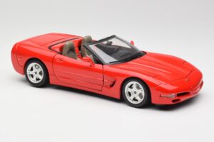 Chevrolet Corvette C5 Кабриолет Червен Bburago 1:18 3076 Метал — снимка 6 от 8