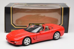 Chevrolet Corvette C5 Кабриолет Червен Bburago 1:18 3076 Метал — снимка 8 от 8