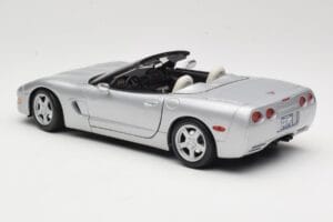 Chevrolet Corvette C5 Кабриолет Сребрист Maisto 1:18 50317 Метал — снимка 7 от 8