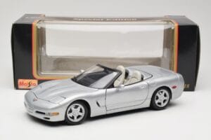 Chevrolet Corvette C5 Кабриолет Сребрист Maisto 1:18 50317 Метал — снимка 8 от 8