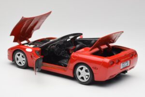 Chevrolet Corvette C5 Кабриолет Torch Червен Maisto 1:18 50318 Метал — снимка 5 от 8
