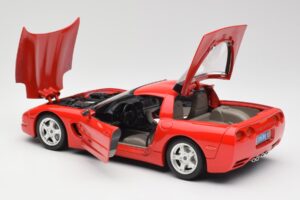 Chevrolet Corvette C5 Червен Bburago 1:18 3066 Метал — снимка 5 от 8