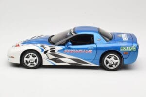 Chevrolet Corvette C5 Pace Car Rolex 24 at Daytona 1999 UT Models 1:18 39944 Метал — снимка 4 от 8