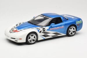 Chevrolet Corvette C5 Pace Car Rolex 24 at Daytona 1999 UT Models 1:18 39944 Метал