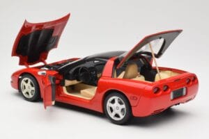 Chevrolet Corvette C5 Targa Червен UT Models 1:18 21001 Метал — снимка 5 от 8