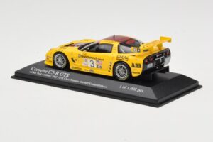 Chevrolet Corvette C5-R #3 R. Fellows / J. O'Connell / O. Gavin ALMS Petit Le Mans 2002 Minichamps 1:43 400021493 Метал — снимка 3 от 4