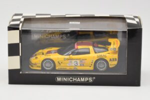Chevrolet Corvette C5-R #3 R. Fellows / J. O'Connell / O. Gavin ALMS Petit Le Mans 2002 Minichamps 1:43 400021493 Метал — снимка 4 от 4